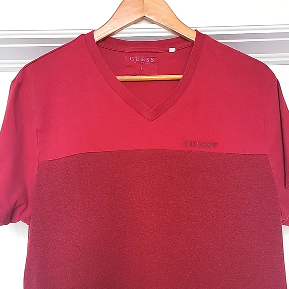 Guess Men's T- Shirt - Picture 5 of 5